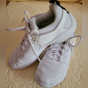 Women's Nike Zoom Hyperspace Volleyball Shoes